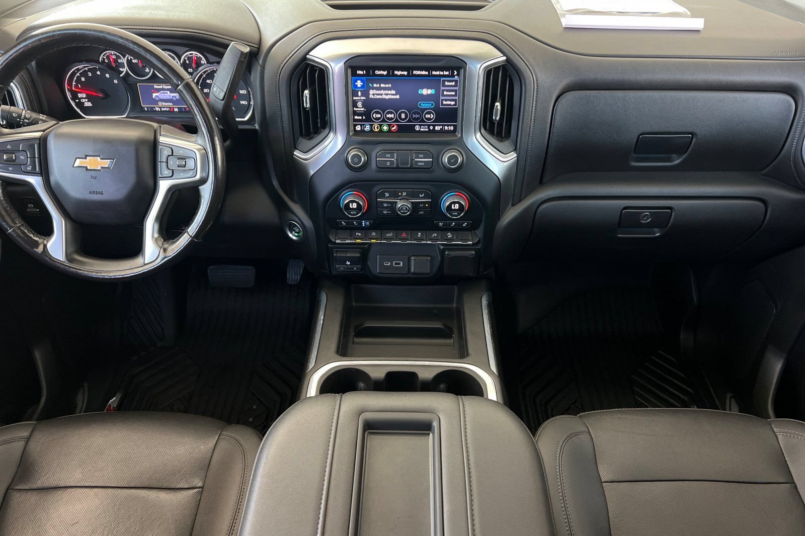 Used 2022 Chevrolet Silverado 1500 LTZ AWD/4WD image 17