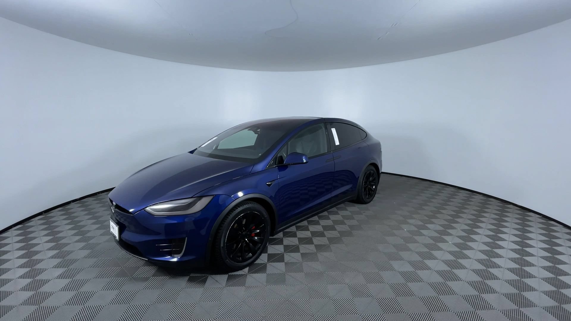 Used 2018 Tesla Model X 75D AWD/4WD image 4
