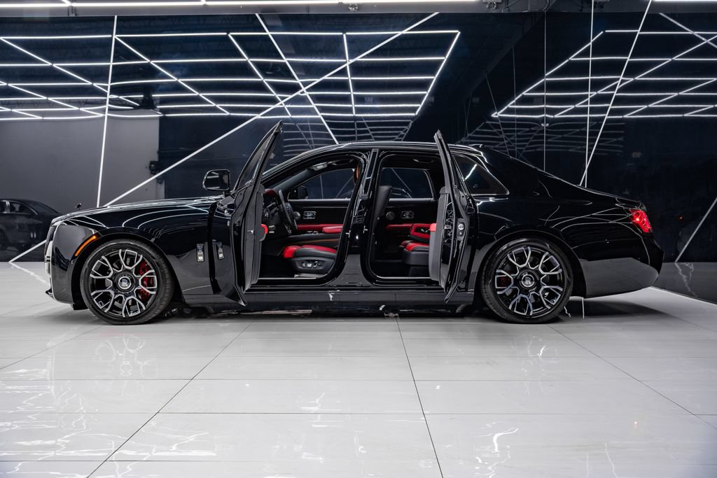 Used 2022 Rolls-Royce Ghost Black Badge AWD/4WD image 9