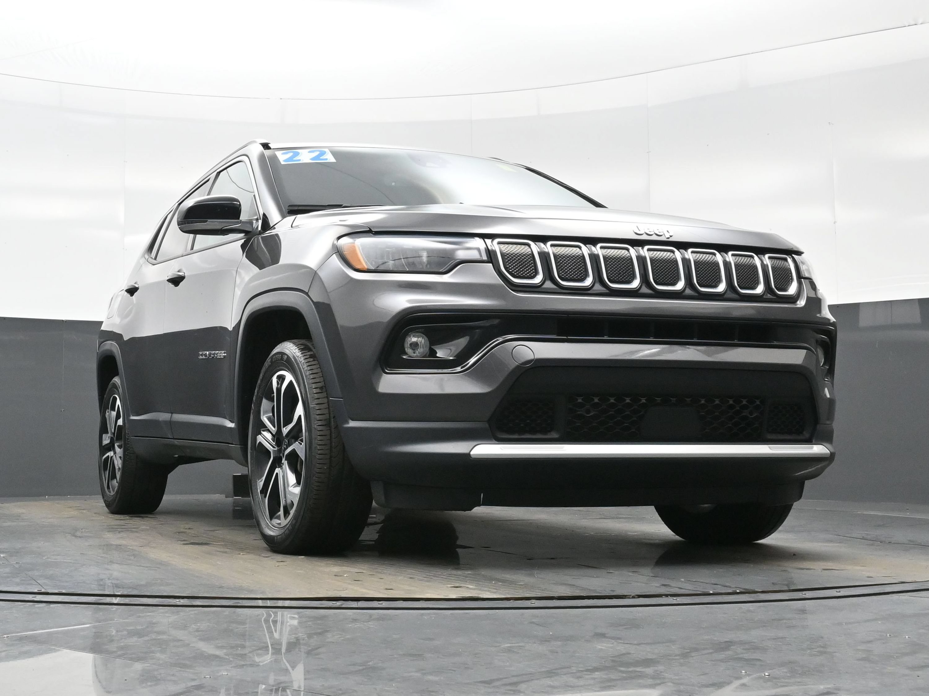 Used 2022 Jeep Compass Limited AWD/4WD image 33