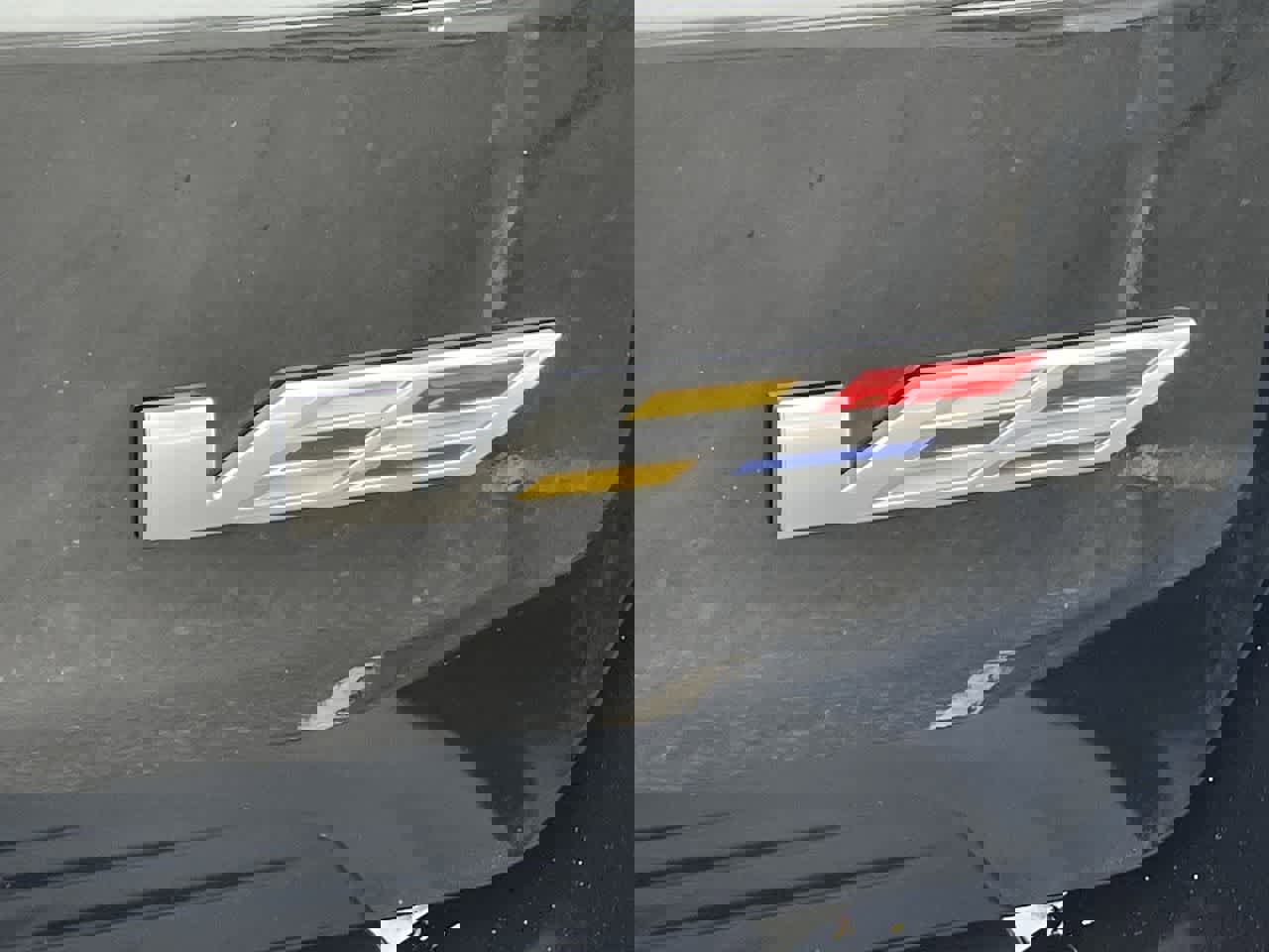 Used 2023 Cadillac Escalade V w/ LPO, ONYX Package image 46