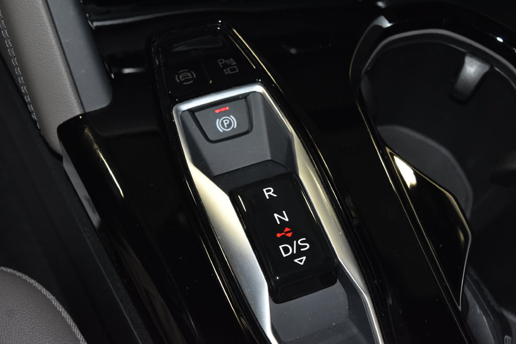Certified 2025 Audi Q5 Premium Plus w/ Premium Plus AWD/4WD image 16