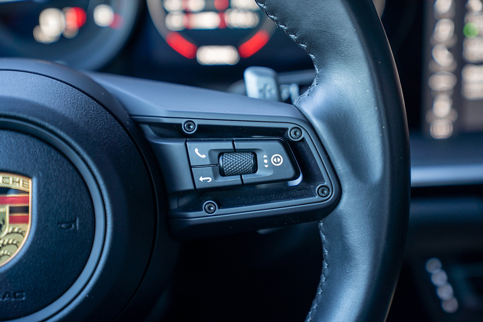 Certified 2021 Porsche 911 Carrera RWD image 8