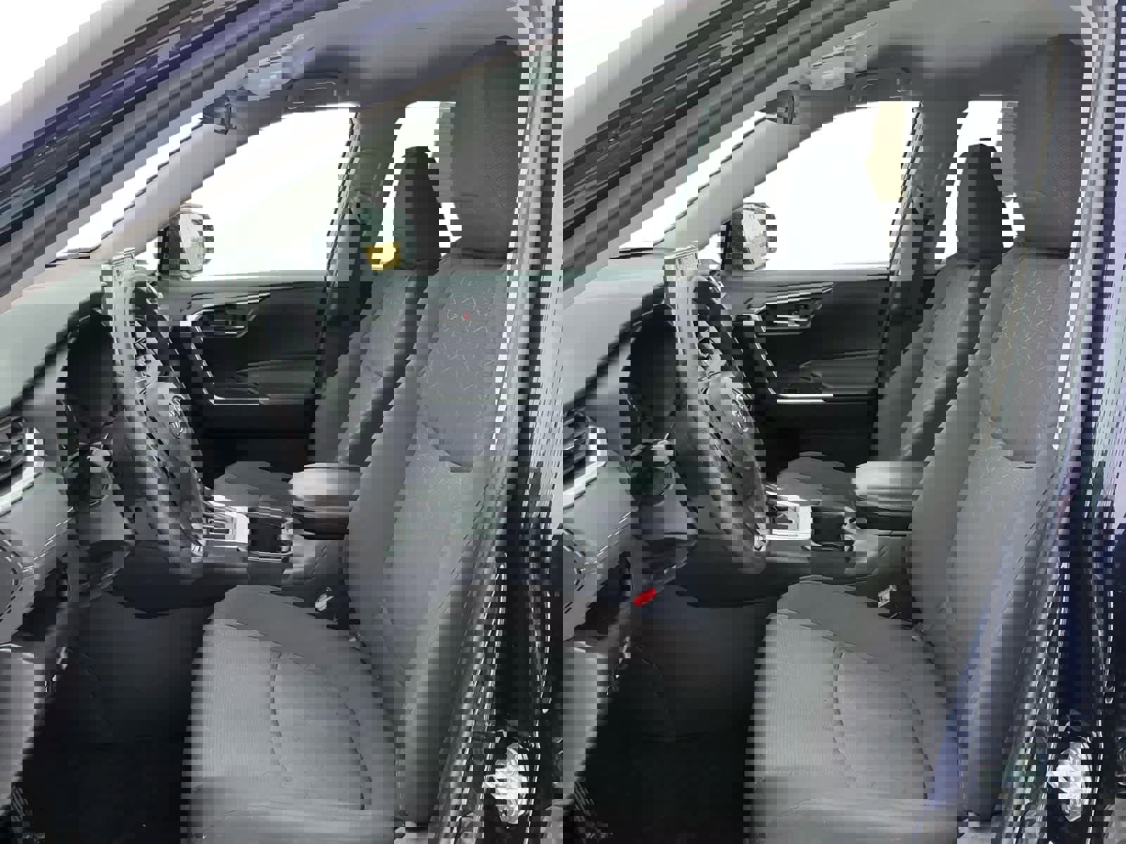 Used 2024 Toyota RAV4 XLE image 9