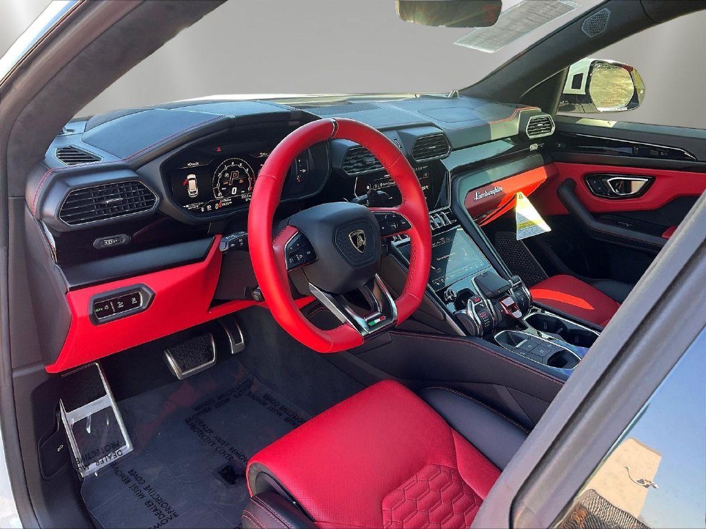 Used 2022 Lamborghini Urus AWD/4WD image 16