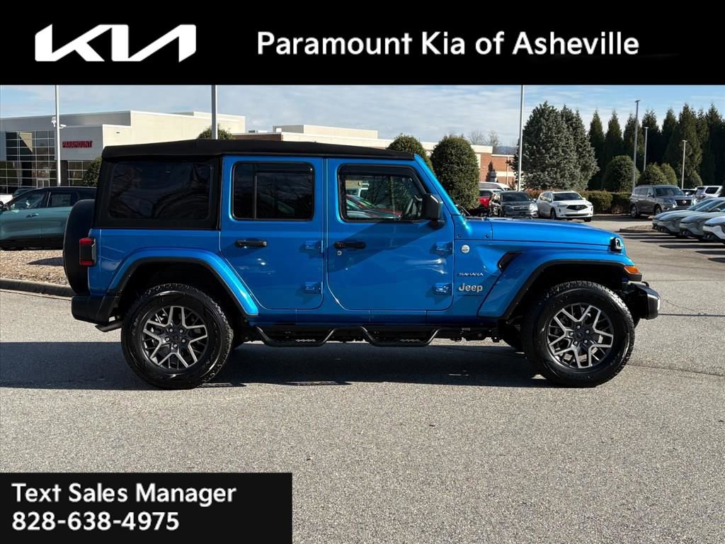 Used 2024 Jeep Wrangler Sahara image 6