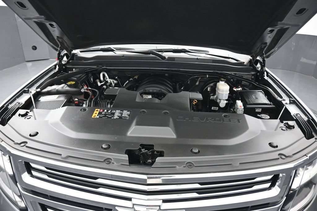 Used 2019 Chevrolet Suburban Premier w/ Premier Plus Edition AWD/4WD image 61