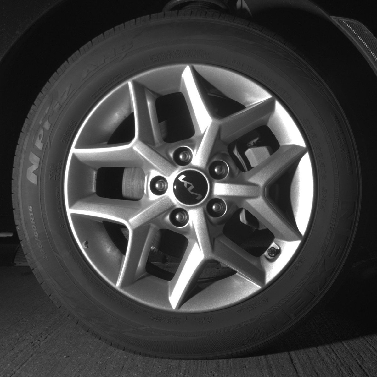 Used 2025 Kia Soul LX w/ LX Technology Package image 12