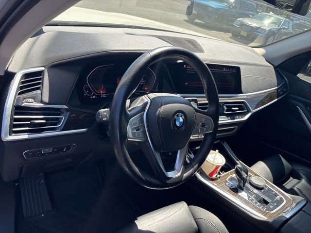 Used 2020 BMW X7 xDrive40i w/ Cold Weather Package AWD/4WD image 9