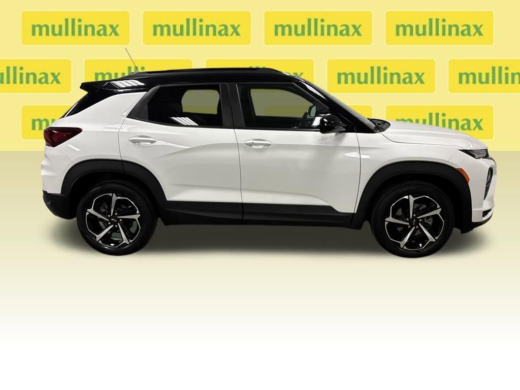 Certified 2022 Chevrolet TrailBlazer RS w/ Sun and Liftgate Package image 20