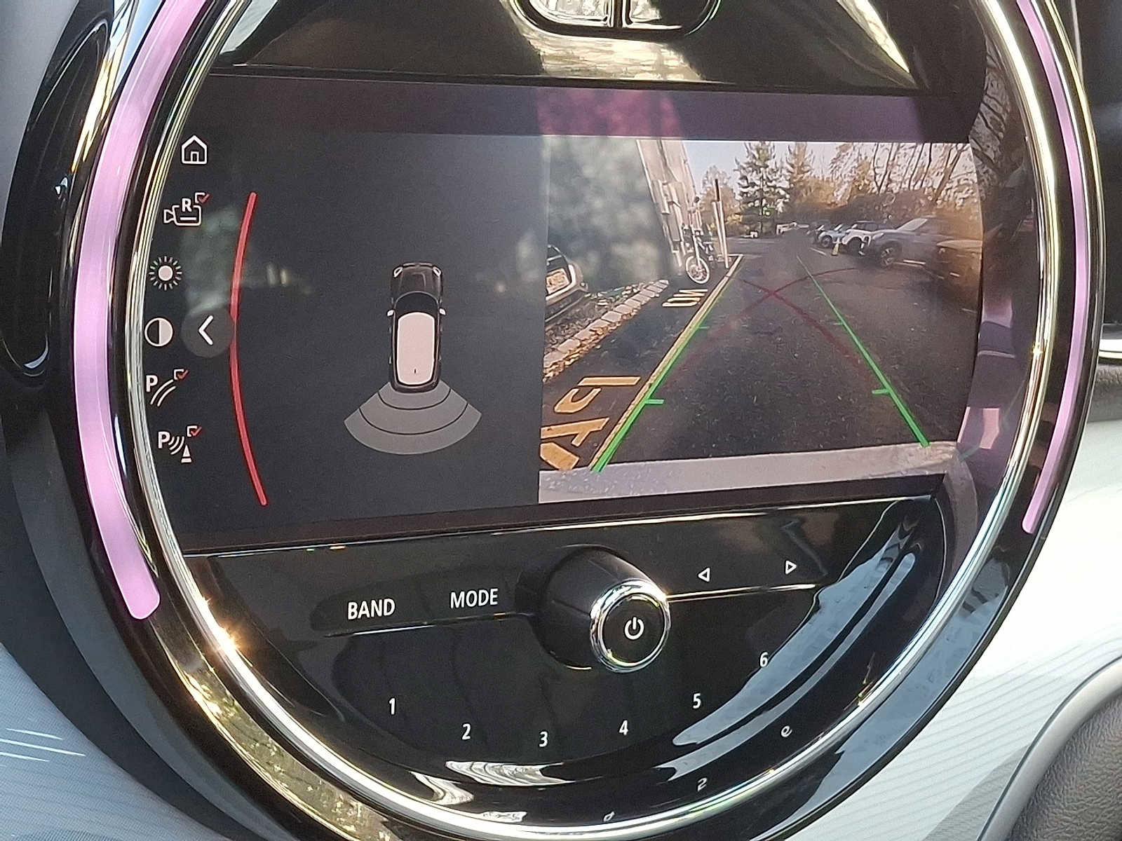 Certified 2023 MINI Cooper Countryman SE w/ Mini Untamed Edition image 14