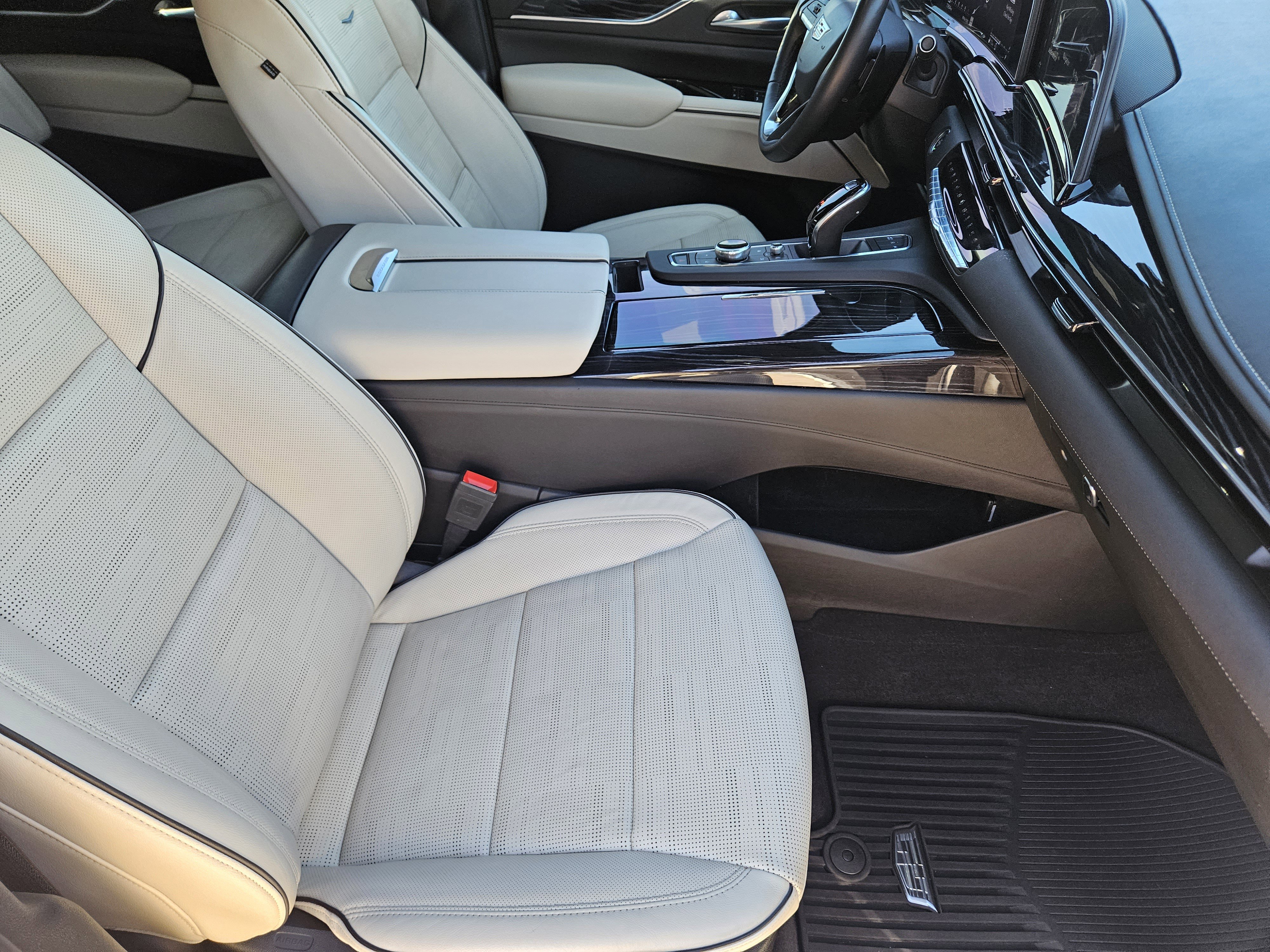 Used 2022 Cadillac Escalade ESV Sport image 14