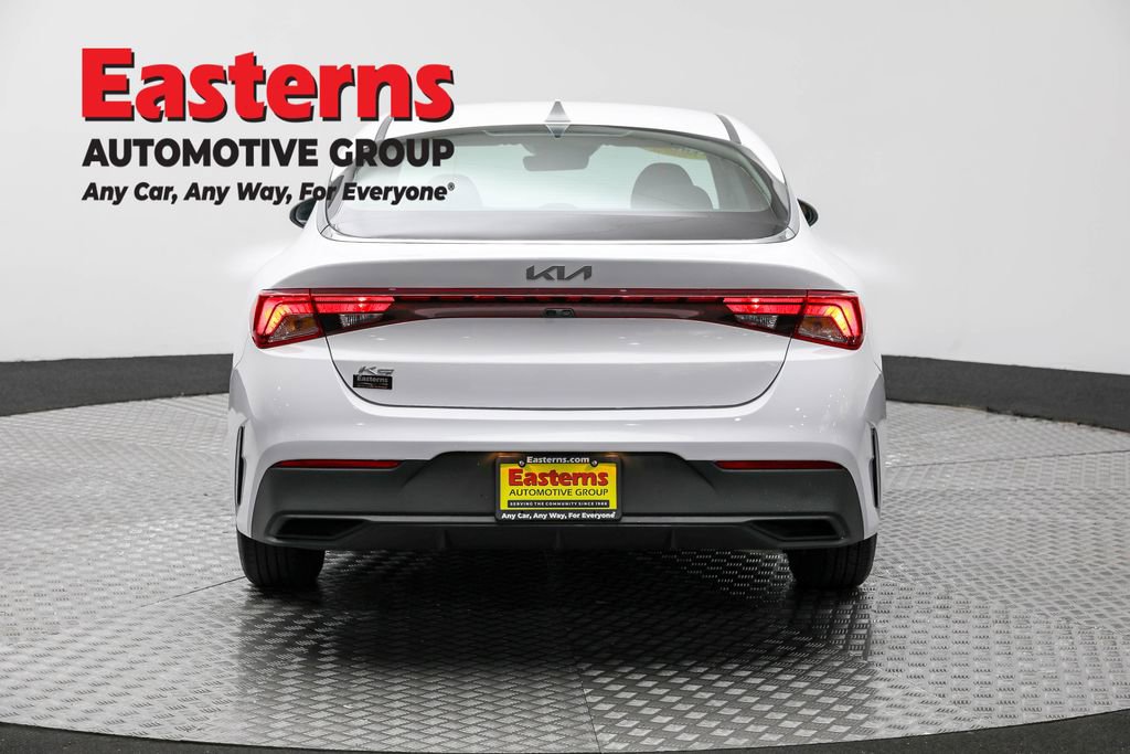 Used 2022 Kia K5 LXS image 6
