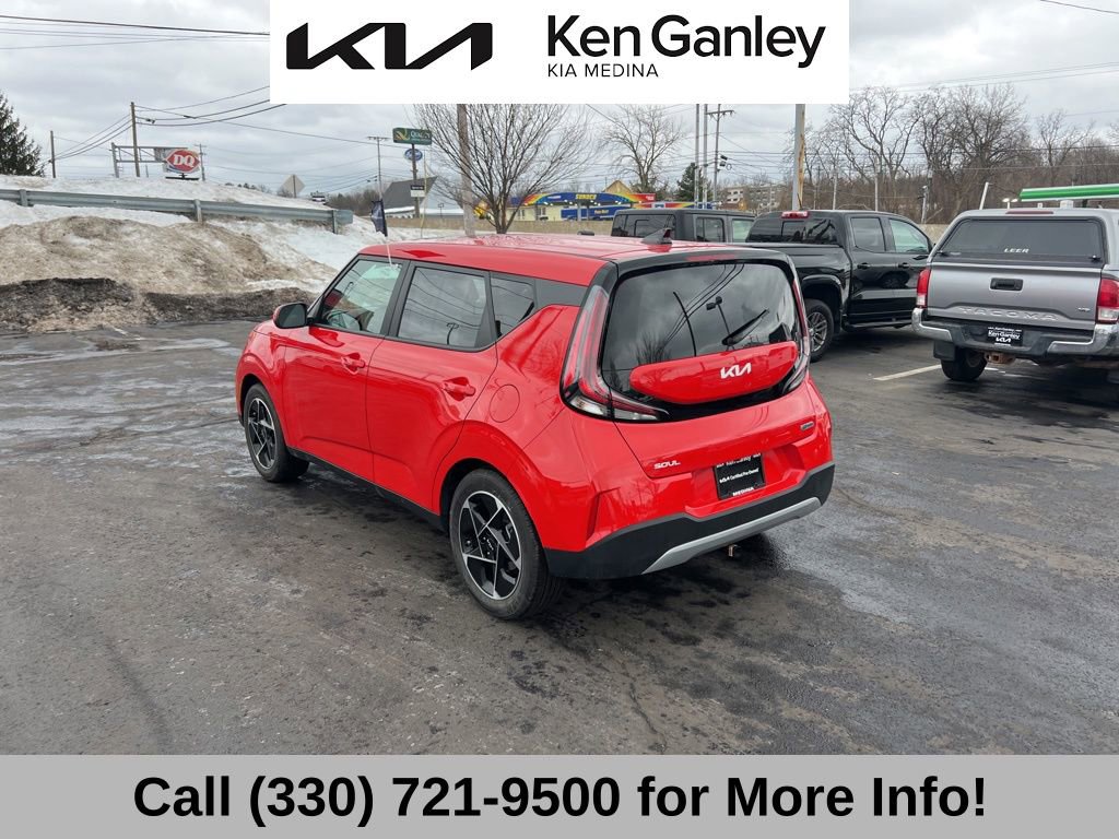 Certified 2025 Kia Soul EX image 15