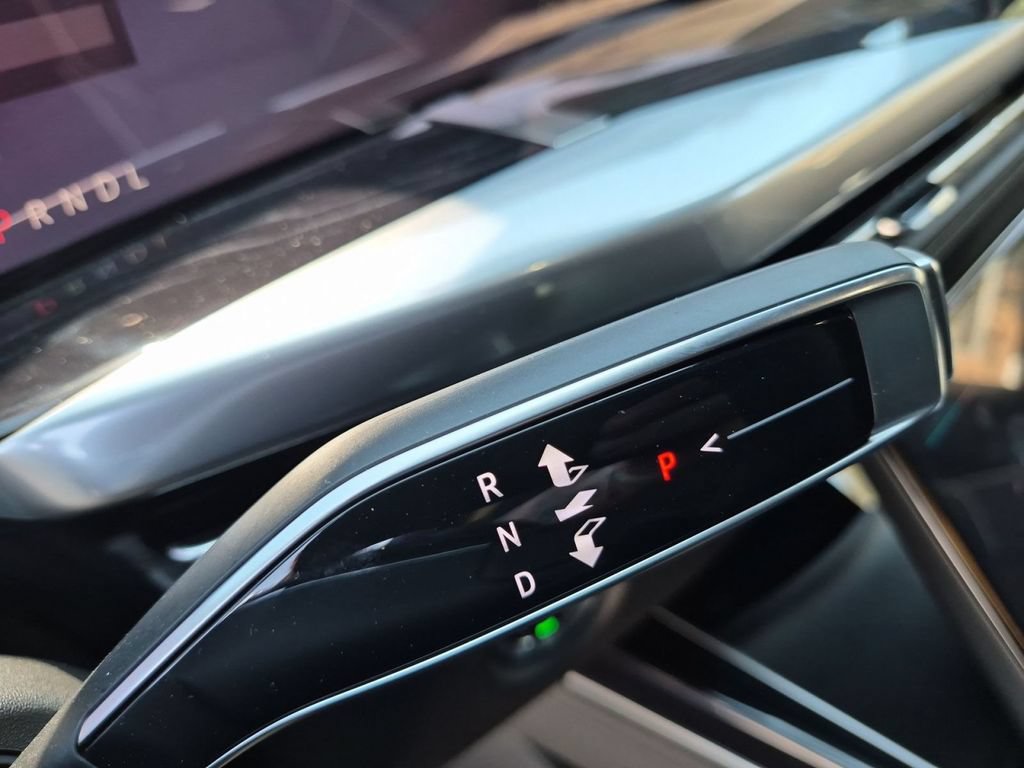 New 2026 Cadillac Escalade Sport AWD/4WD image 8