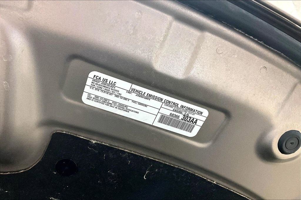 Used 2018 Chrysler Pacifica Touring-L Plus w/ Advanced Safetytec Group image 33