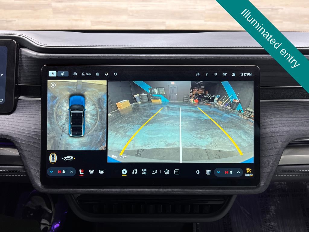 Used 2025 Rivian R1S Adventure AWD/4WD image 12