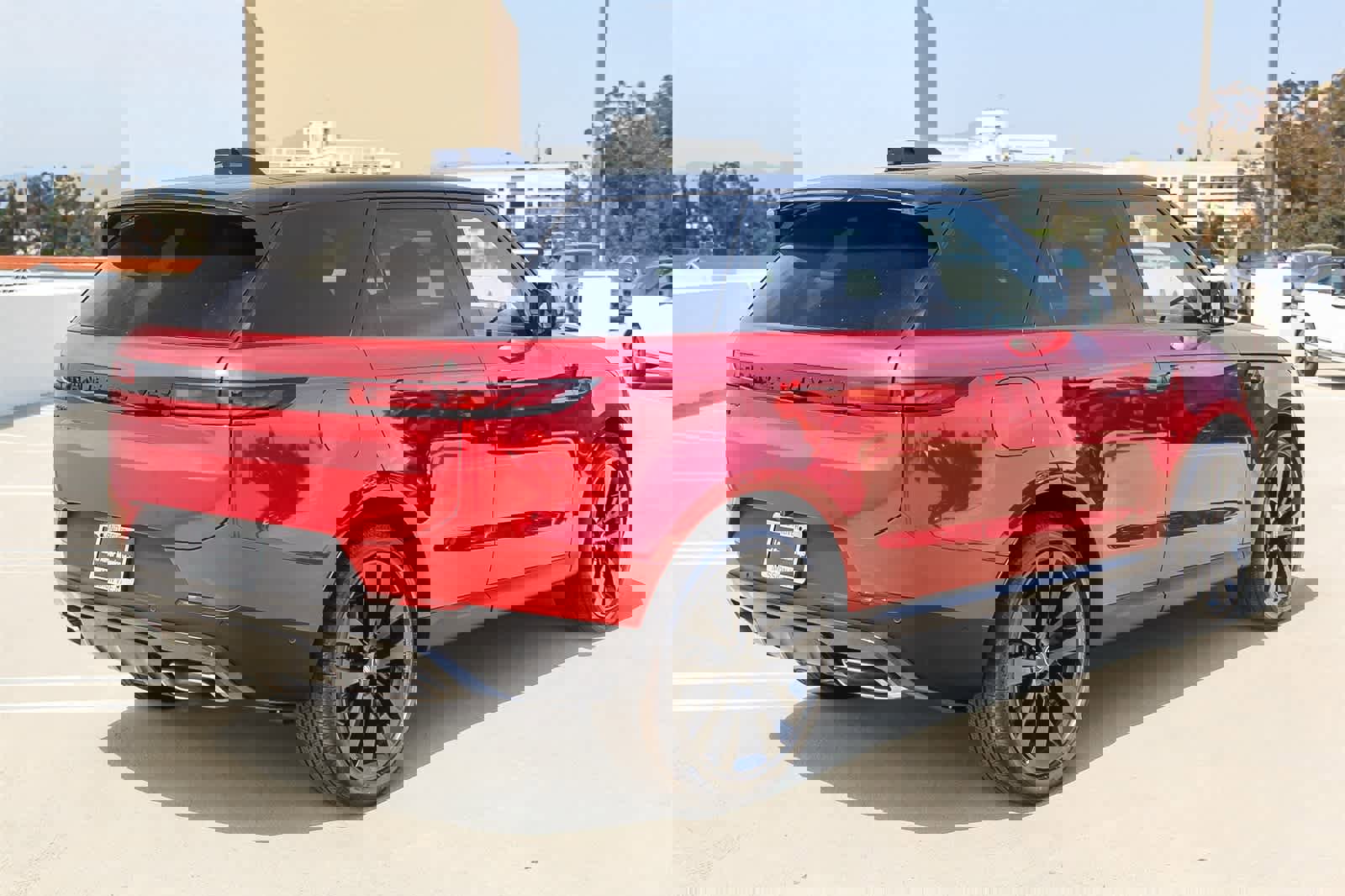 New 2025 Land Rover Range Rover Sport SE image 4