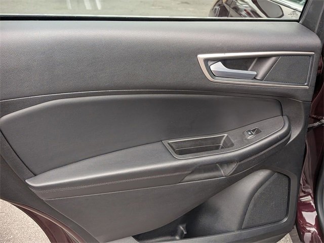 Used 2024 Ford Edge SEL image 25