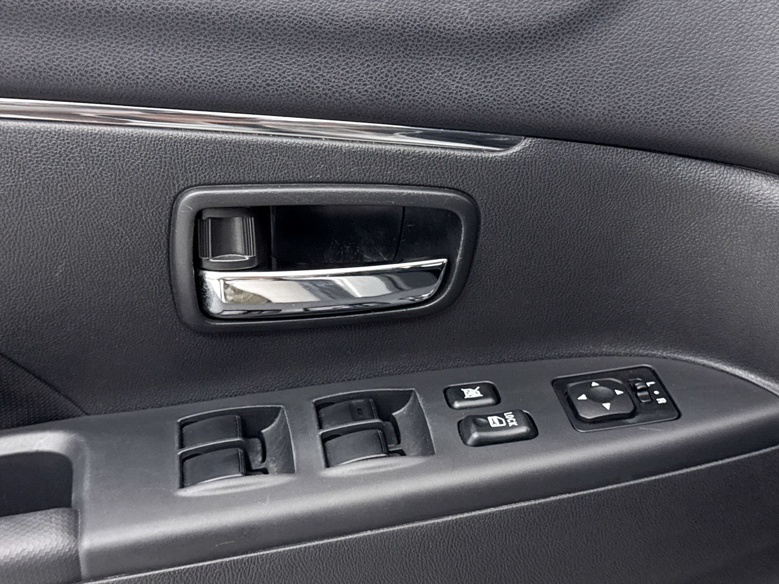 Used 2024 Mitsubishi Outlander Sport ES AWD/4WD image 24