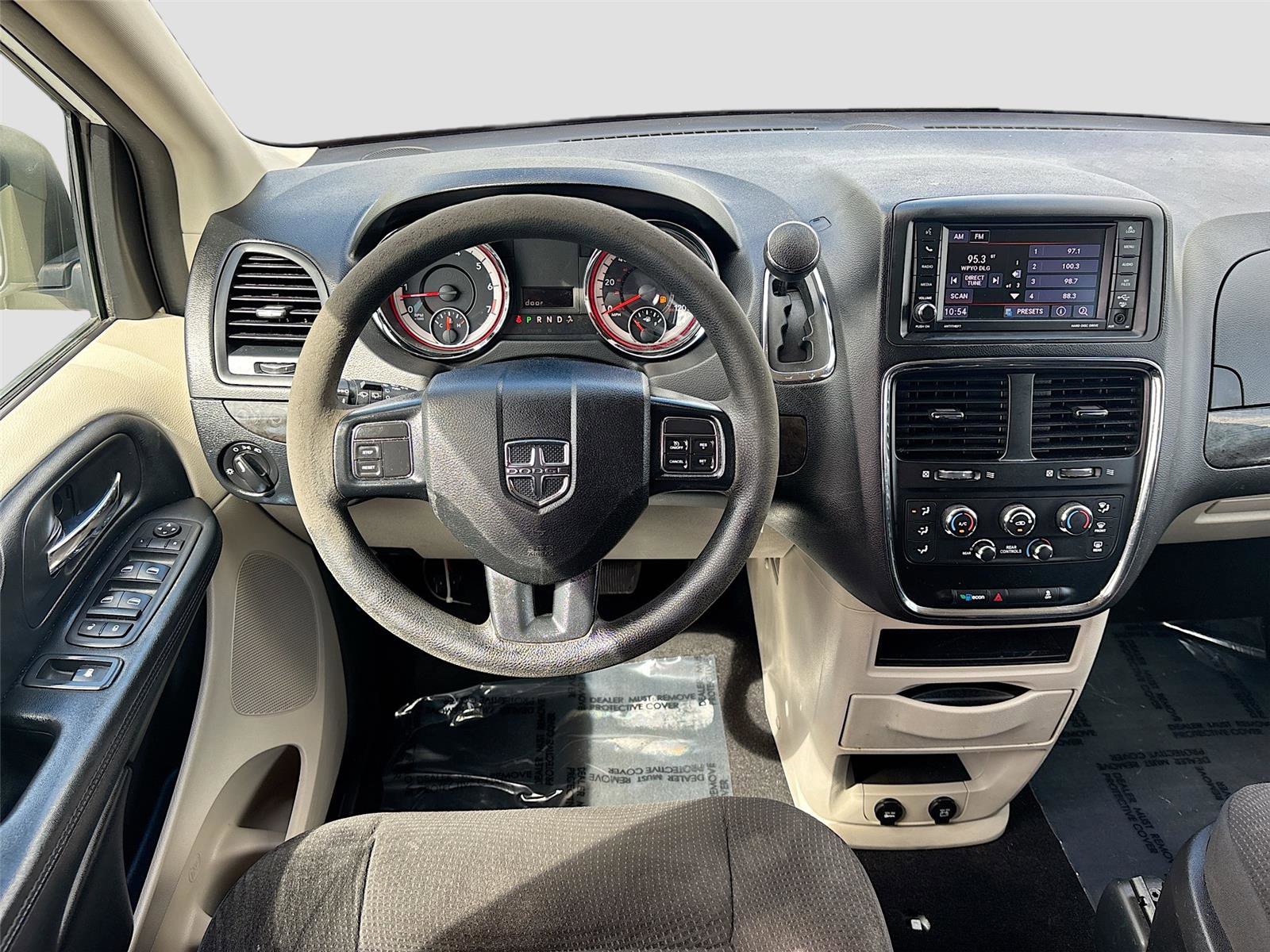 Used 2019 Dodge Grand Caravan SE FWD image 21