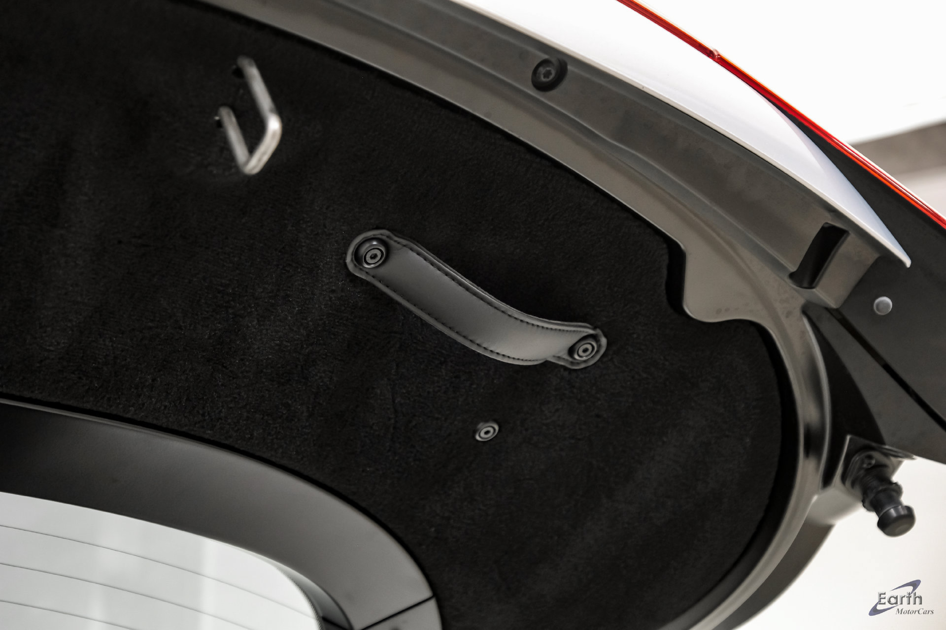 Used 2020 Aston Martin V8 Vantage Coupe RWD image 93