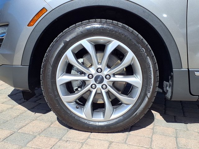 Used 2017 Lincoln MKC Select w/ Select Plus Package FWD image 9