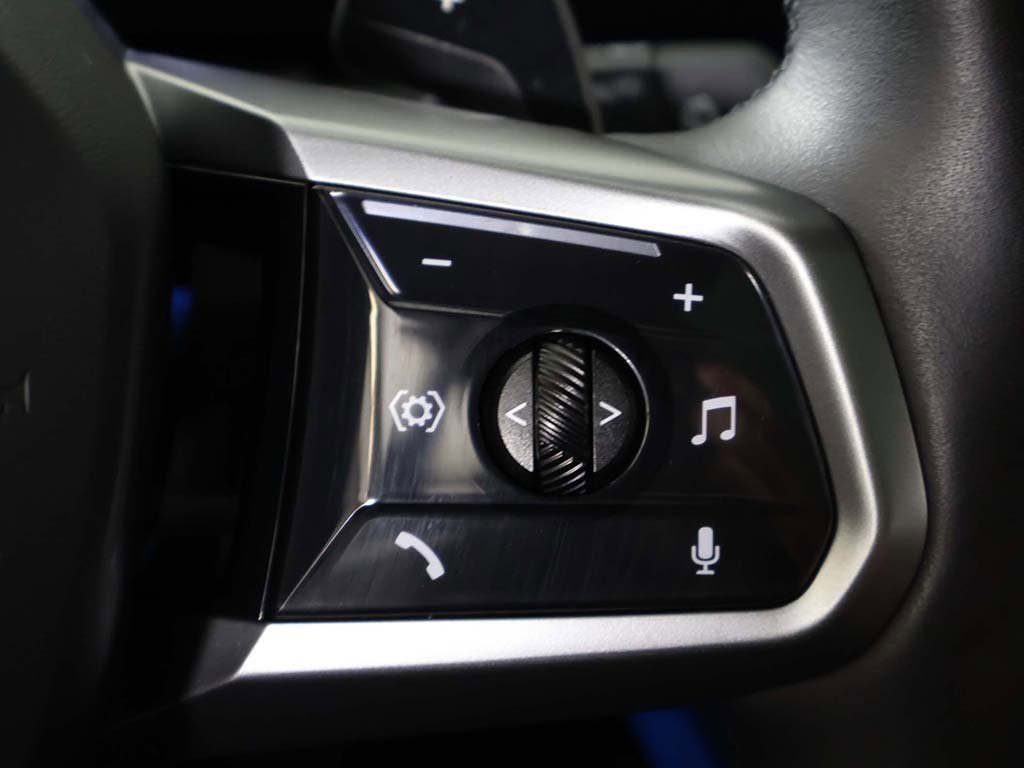 Used 2025 BMW X3 xDrive30i image 46