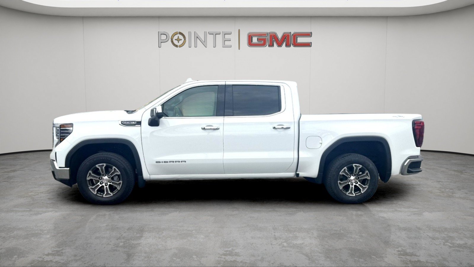 Used 2026 GMC Sierra 1500 SLT AWD/4WD image 10