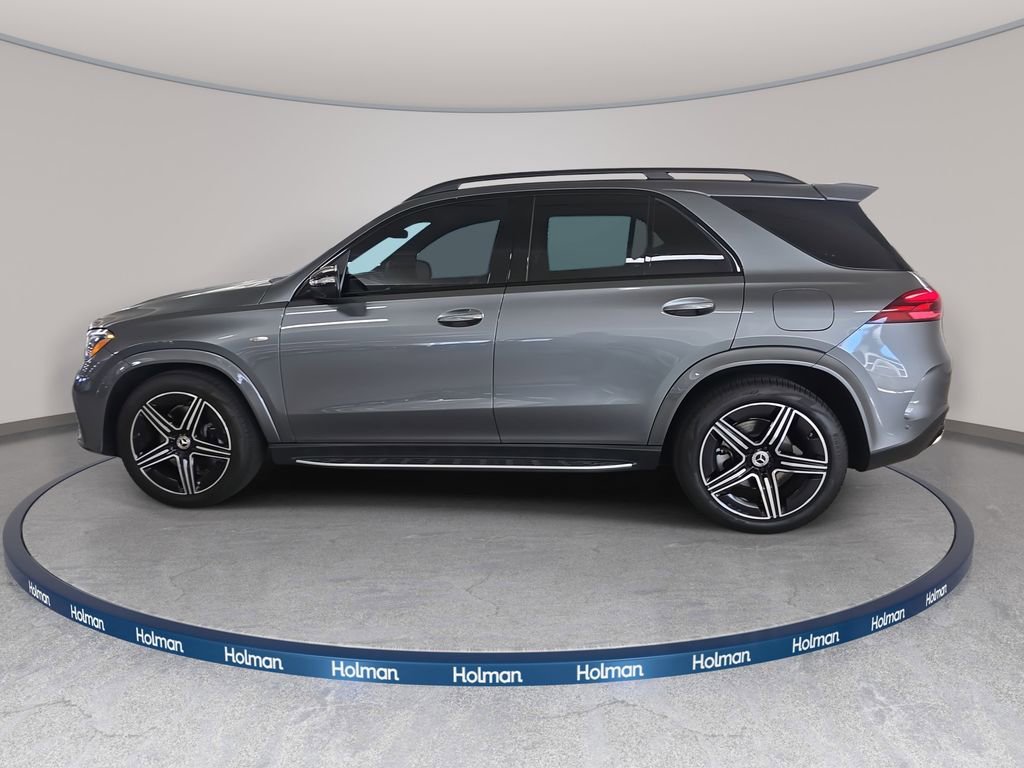 Used 2025 Mercedes-Benz GLE 450e 4MATIC image 11