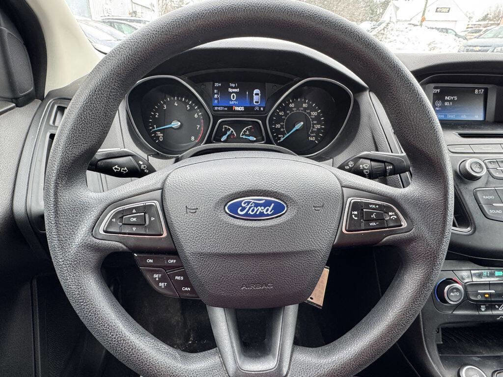 Used 2016 Ford Focus SE image 9