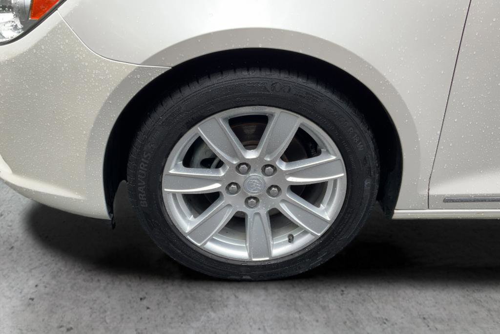 Used 2011 Buick LaCrosse CXL FWD image 24