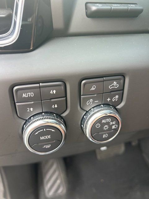 Certified 2023 GMC Sierra 1500 Denali Ultimate image 8