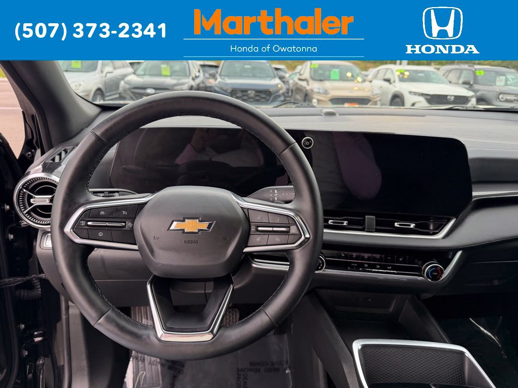 Used 2025 Chevrolet Equinox LT AWD/4WD image 22