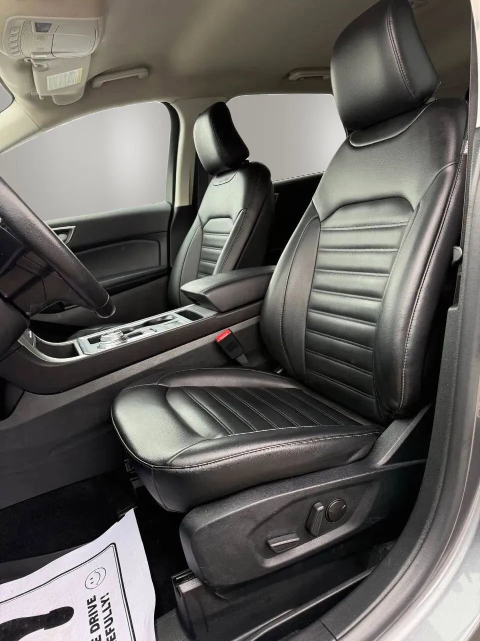 Used 2021 Ford Edge SEL w/ Cargo Accessory Package AWD/4WD image 9