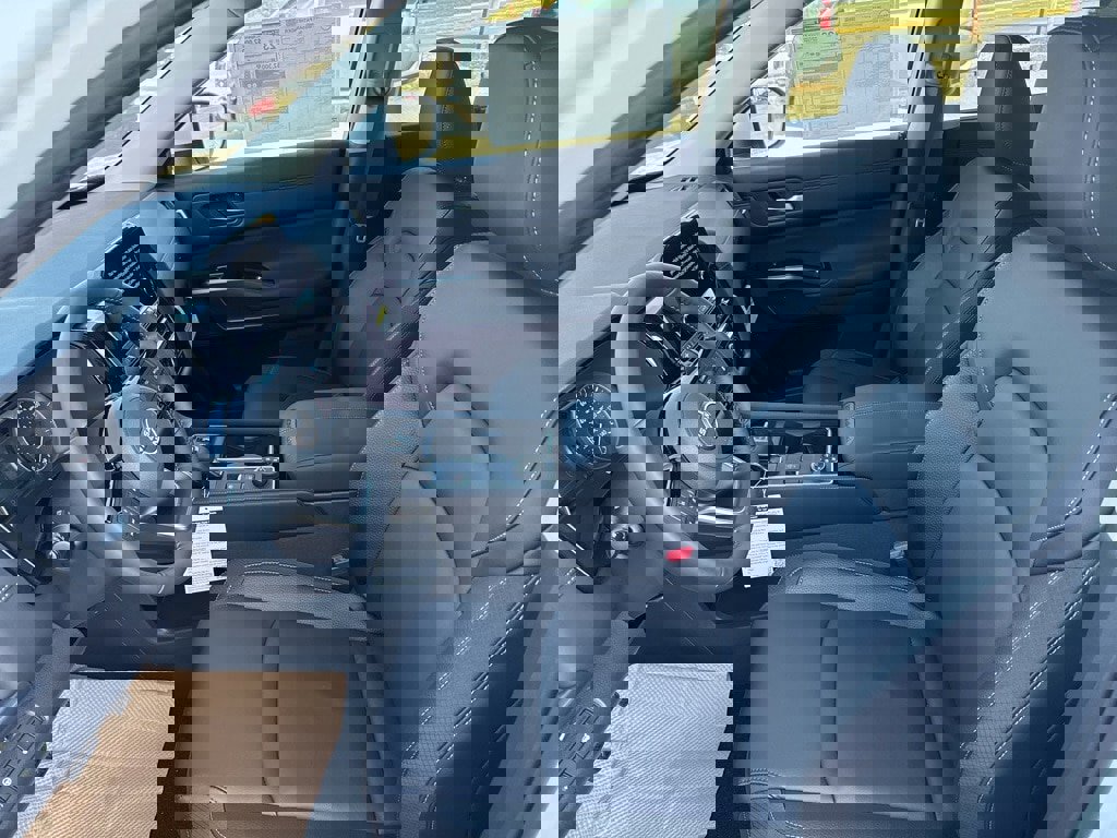 New 2025 Nissan Pathfinder SL image 11