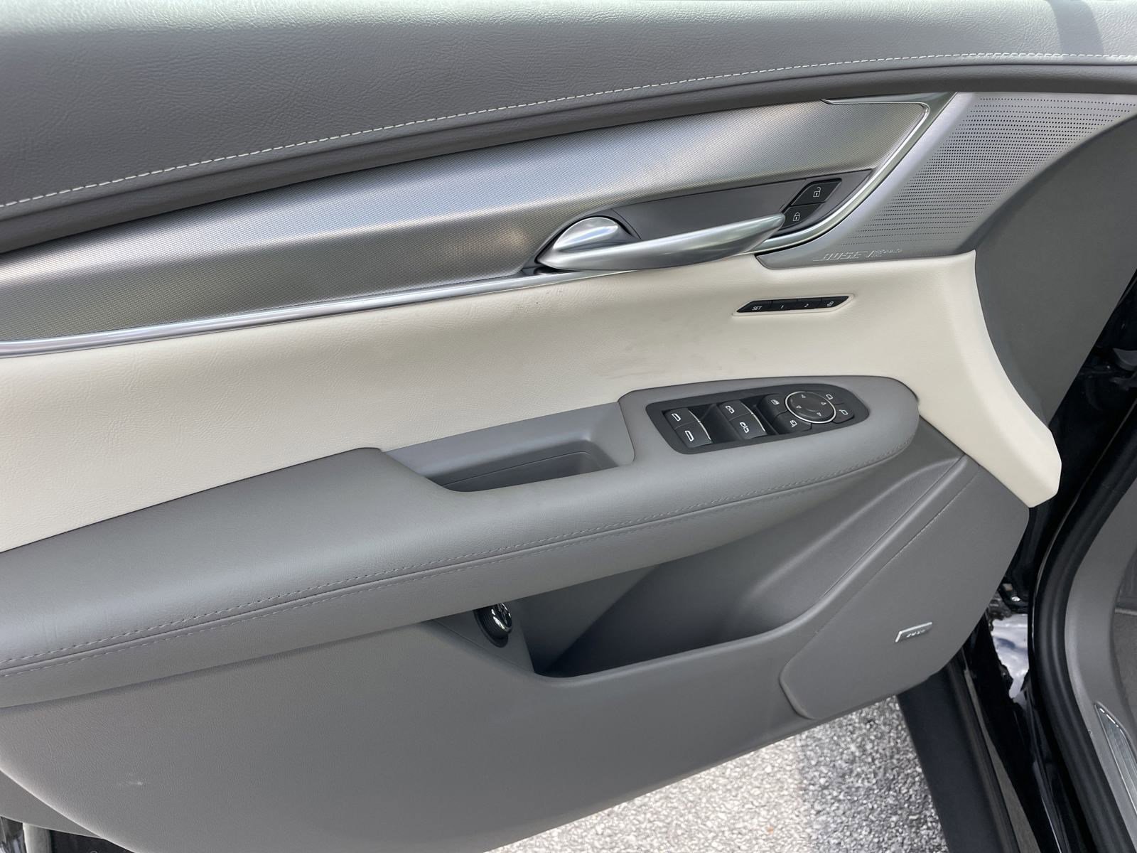 New 2025 Cadillac XT5 Premium Luxury image 16