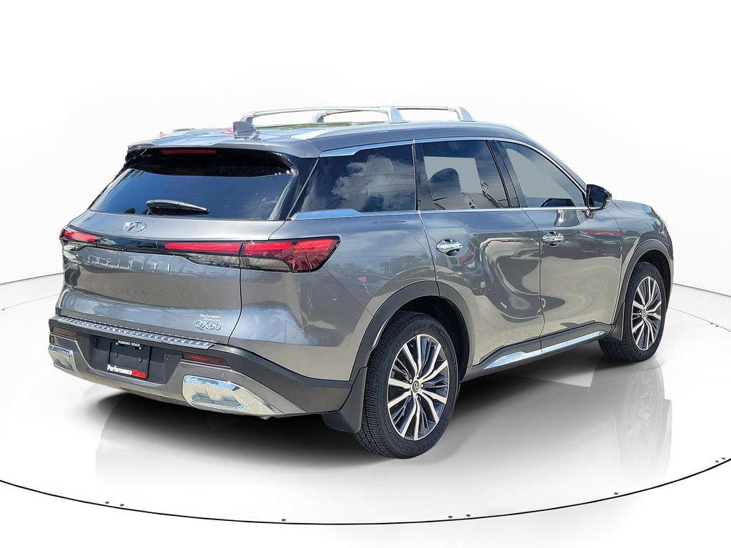 Used 2022 INFINITI QX60 Sensory w/ Vision Package FWD image 4