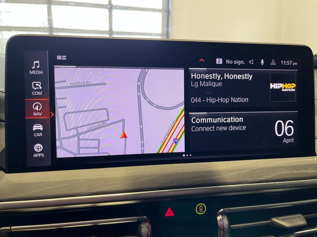 Used 2024 BMW X3 M40i w/ Premium Package image 46