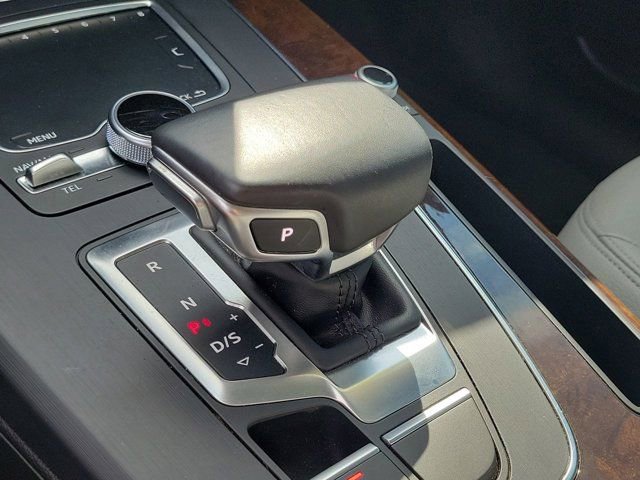 Used 2018 Audi Q5 2.0T Premium Plus w/ Premium Plus Package image 25