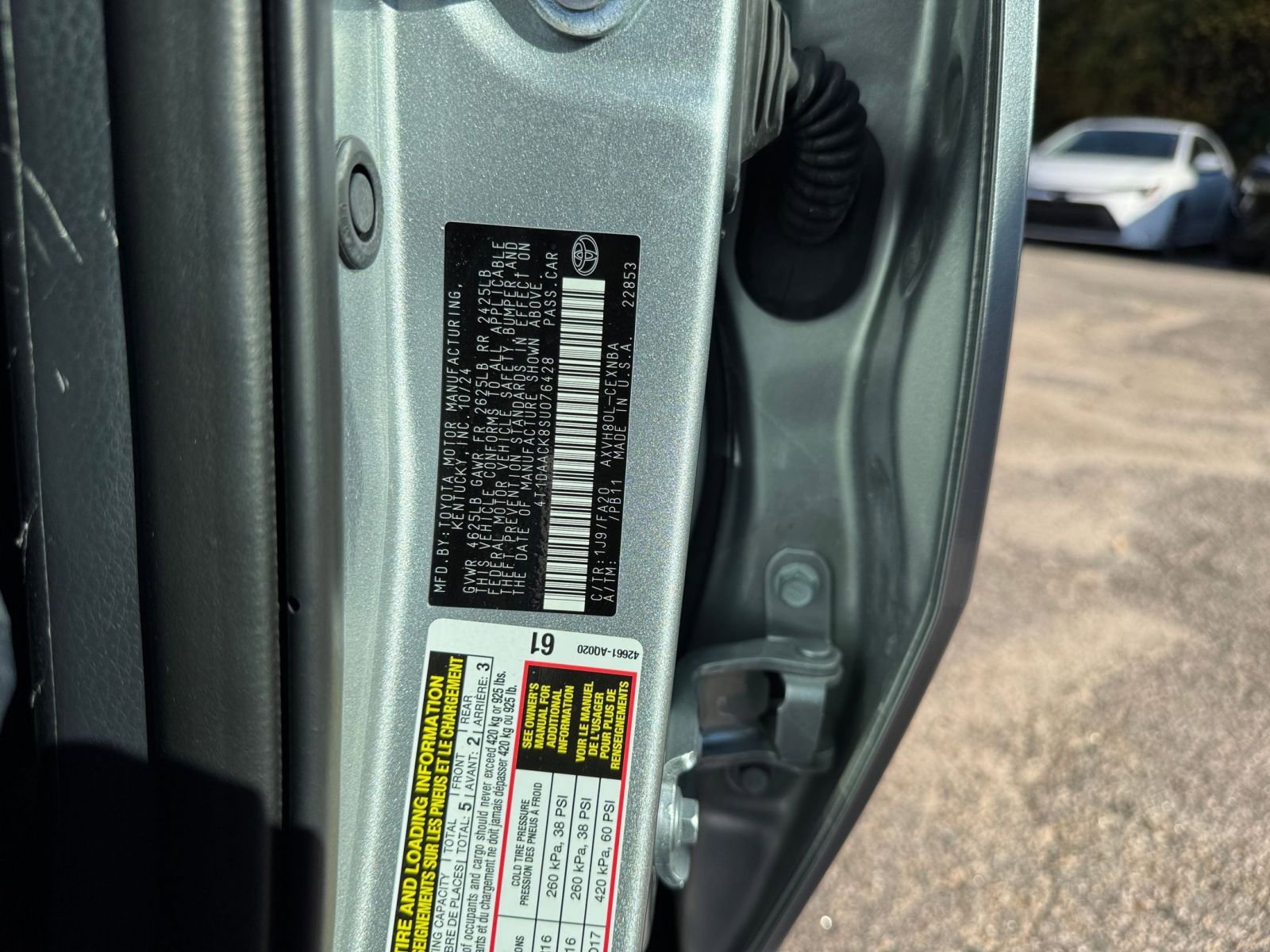 Used 2025 Toyota Camry LE image 23