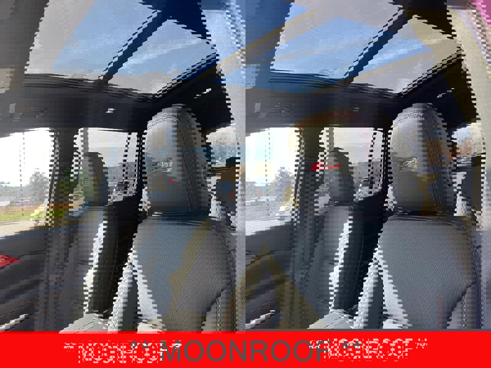 Used 2025 Chevrolet Traverse Z71 w/ Driver Confidence Package image 2