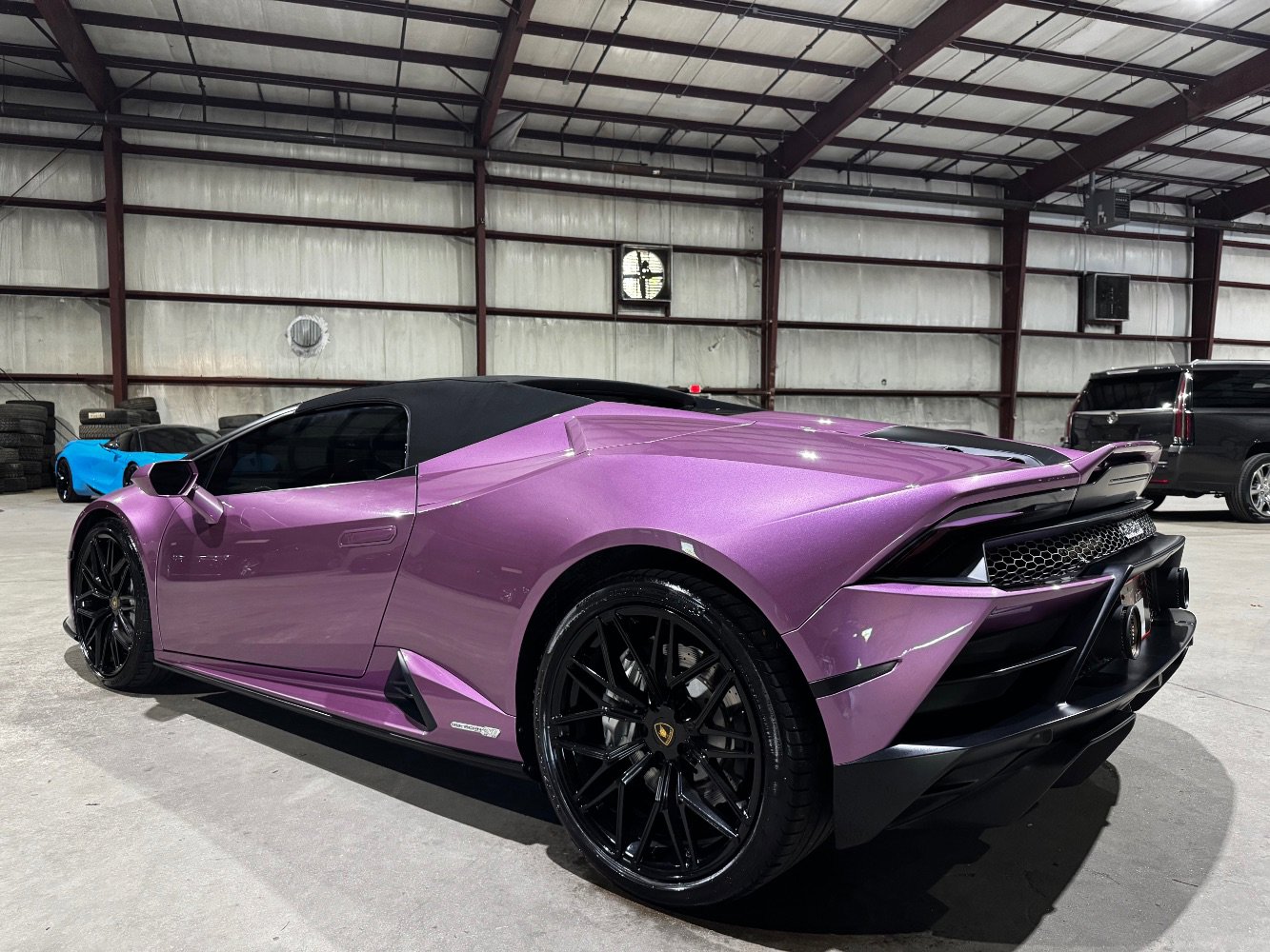 Used 2022 Lamborghini Huracan EVO image 18