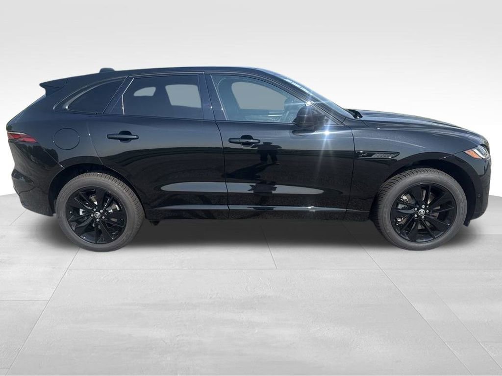 New 2026 Jaguar F-PACE R-Dynamic S image 6