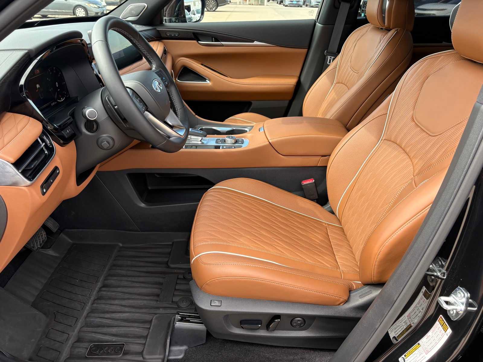 Used 2026 INFINITI QX60 Autograph w/ Dark Cargo Package image 14