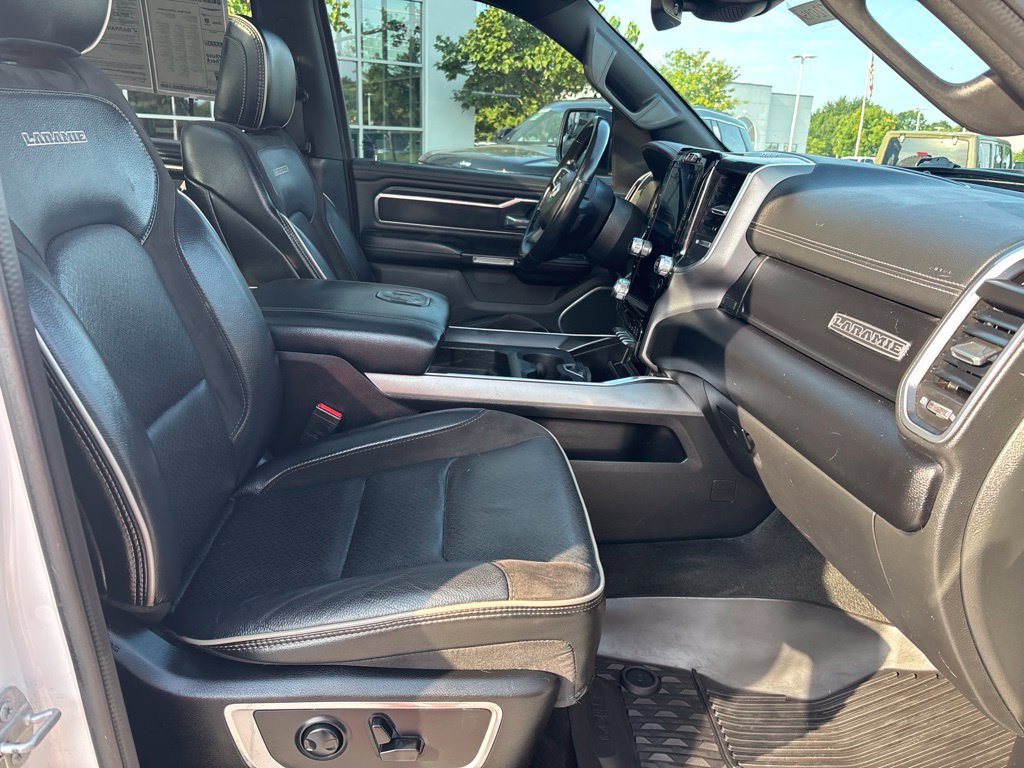 Used 2023 RAM 1500 Laramie AWD/4WD image 32