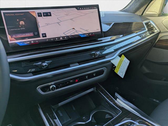 Used 2026 BMW X7 xDrive40i w/ M Sport Package image 12