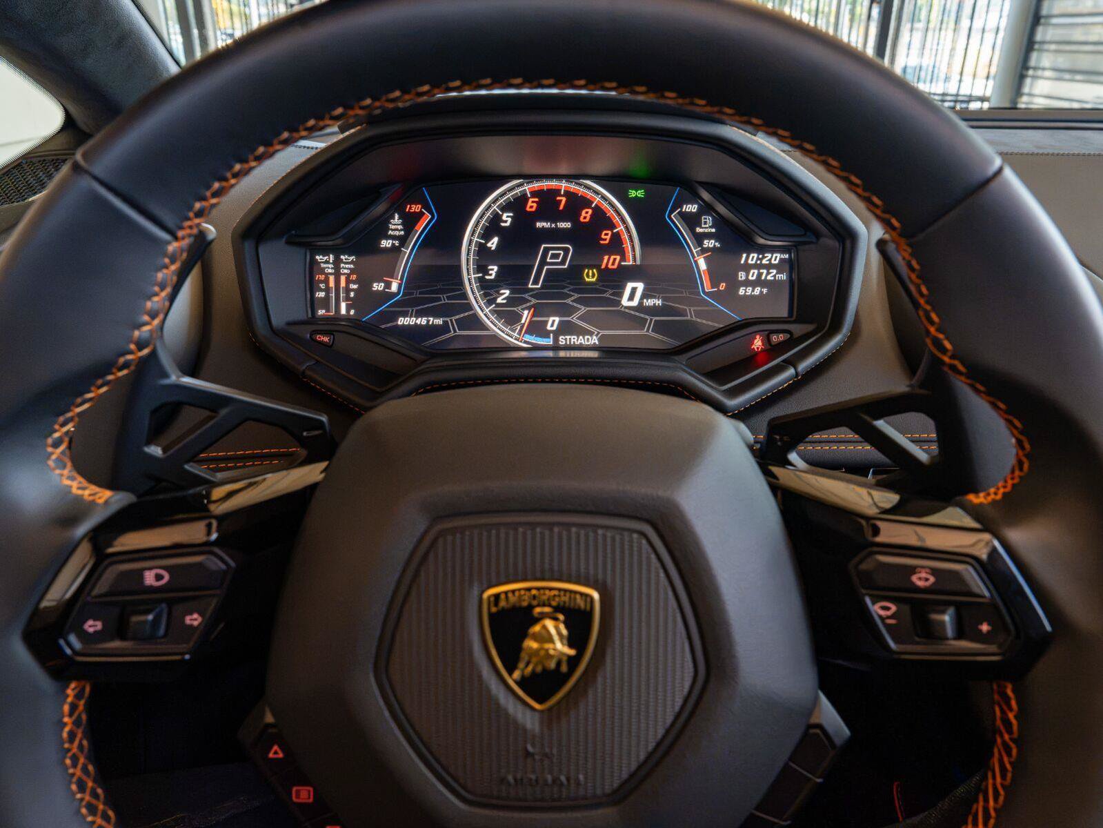 Used 2023 Lamborghini Huracan EVO RWD image 39