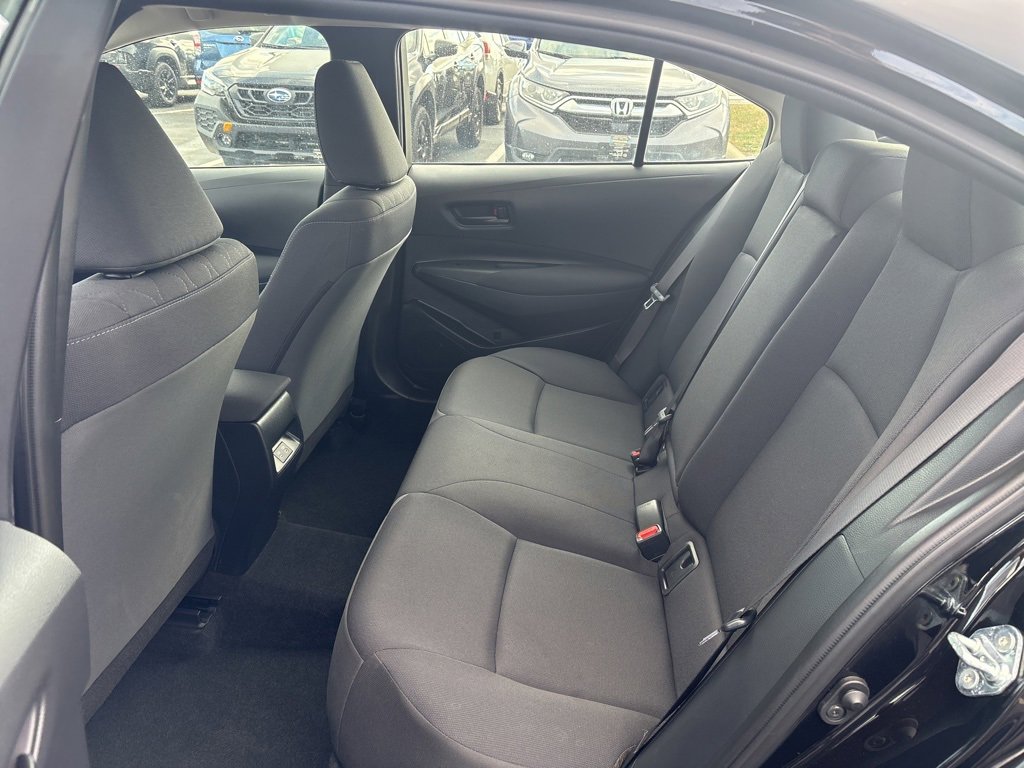 Used 2023 Toyota Corolla LE image 12
