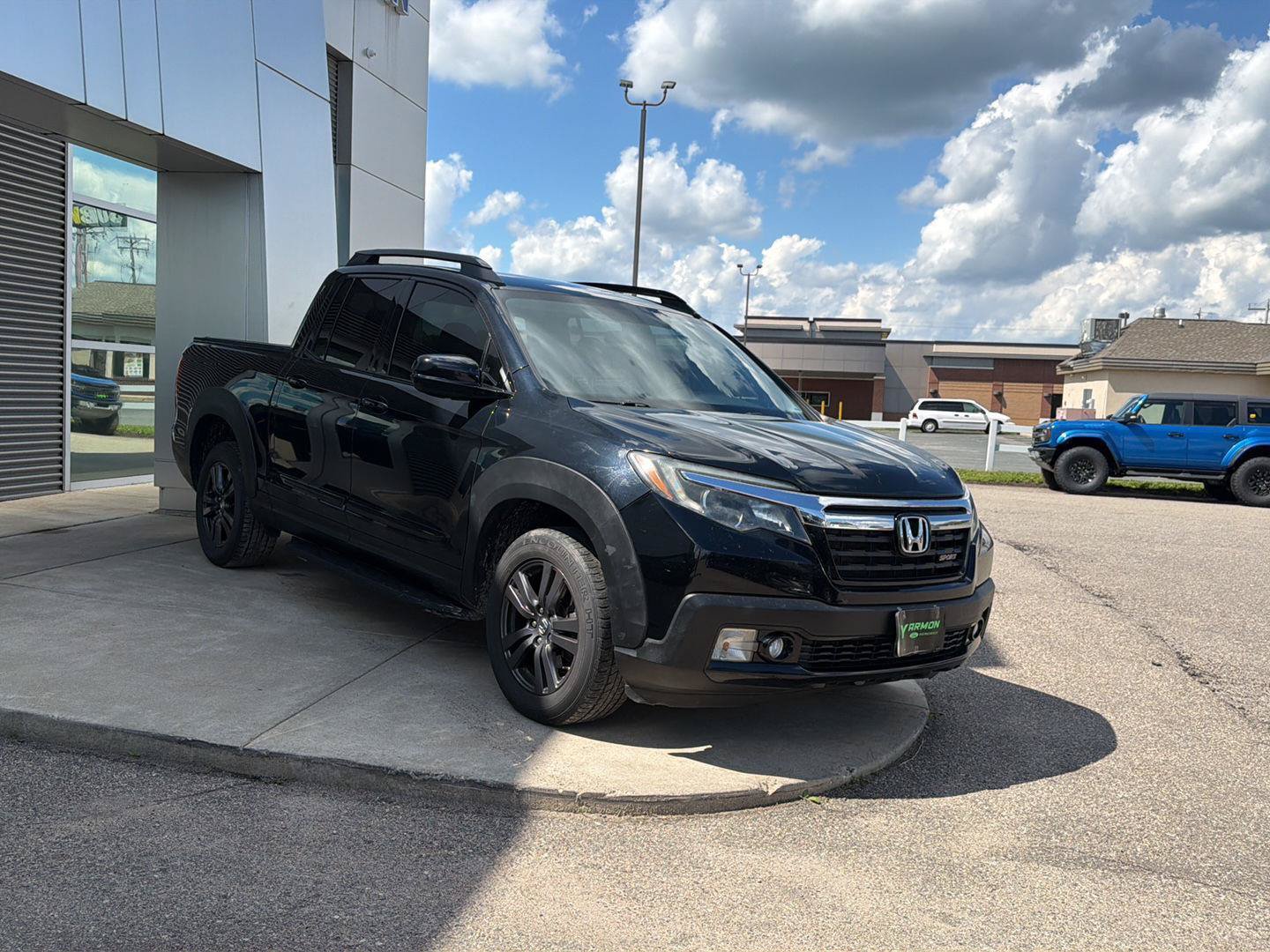 Used 2017 Honda Ridgeline Sport image 3
